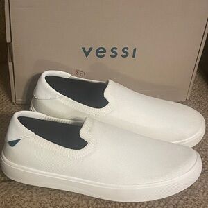 New Womens Vessi Boardwalk Slip-On sneakers Sail White s 9